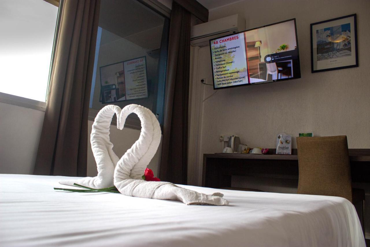 Hotel Le Paris Нумеа Екстериор снимка